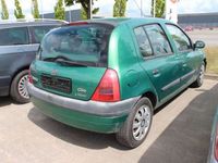 Gebraucht Renault Clio II 90 PS (66 kW) 1999 Grün Kleinwagen