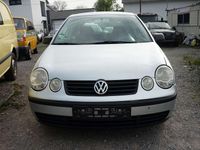Gebraucht VW Polo 54 PS (39 kW) 2002 Silber Limousine