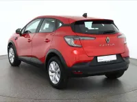 Używany Renault Captur Evolution 158 KM (116 kW) 2024 Czerwony SUV