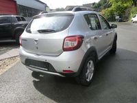 Gebraucht Dacia Sandero Prestige 90 PS (66 kW) 2014 Silber  metallic Kleinwagen