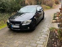 Second-hand BMW 325 218 CP (160 kW) 2009 Negru Berlinǎ