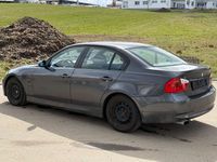 Gebraucht BMW 318 Advantage 143 PS (105 kW) 2008 Grau Limousine