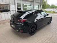 Neu Mazda 3 Homura-Line 140 PS (102 kW) 2026 Jet black Limousine