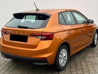 Gebraucht Skoda Fabia Selection 80 PS (58 kW) 2024 Phoenixorange metallic Limousine