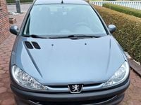 Gebraucht Peugeot 206 75 PS (55 kW) 2009 Grau Kleinwagen