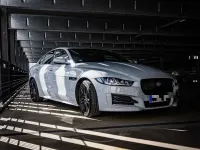 Gebraucht Jaguar XE R-Sport 179 PS (131 kW) 2018 Weiß Limousine