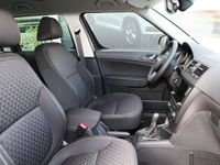 gebraucht Skoda Yeti 1.2 TSI Drive SITZHZG XENON NAVI ALU