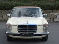 Gebraucht Mercedes W114 95 PS (69 kW) 1976 Beige Limousine