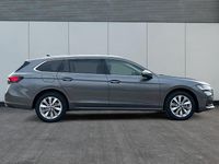 Neu Skoda Superb Selection 193 PS (141 kW) 2025 Graphitegrau metallic Kombi