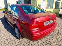 Second-hand VW Bora 100 CP (73 kW) 1999 Roșu Berlinǎ