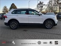 Gebraucht VW Tiguan Life 150 PS (110 kW) 2022 Pure white SUV