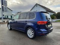 Gebraucht VW Touran Highline 150 PS (110 kW) 2016 Blau Van / Kleinbus