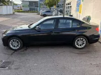 Gebraucht BMW 318 143 PS (105 kW) 2013 Schwarz Limousine
