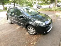 Gebraucht Renault Clio 90 PS (66 kW) 2013 Schwarz Kleinwagen