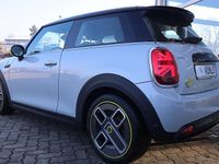 Gebraucht Mini Cooper SE Hatch 135 kW (184 PS) 2021 White silver Kleinwagen