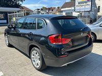 Gebraucht BMW X1 143 PS (105 kW) 2011 Schwarz SUV