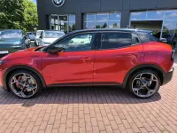 Neu Alfa Romeo Junior Veloce 206 kW (281 PS) 2026 Rot SUV