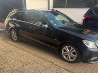 Gebraucht Mercedes E350 Avantgarde 265 PS (194 kW) 2011 Schwarz Kombi