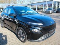 Gebraucht Hyundai Kona Select 100 kW (136 PS) 2021 Schwarz SUV