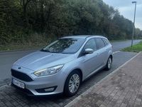 Gebraucht Ford Focus Trend 125 PS (91 kW) 2016 Silber Kombi