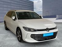 Gebraucht VW Passat Elegance 150 PS (110 kW) 2024 Weiß Kombi