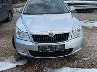 Gebraucht Skoda Octavia Ambition 105 PS (77 kW) 2013 Silber Kombi