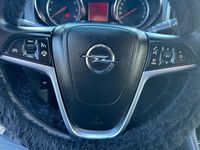 Gebraucht Opel Astra 140 PS (102 kW) 2013 Grau Limousine