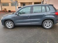 Gebraucht VW Tiguan 122 PS (89 kW) 2015 Grau SUV
