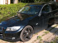 Gebraucht BMW 325 197 PS (144 kW) 2009 Schwarz Kombi