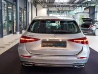 Gebraucht Mercedes C300e Avantgarde 204 PS (150 kW) 2025 Hightechsilber Kombi