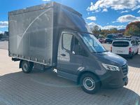 Gebraucht Mercedes Sprinter 190 PS (139 kW) 2024 Grau Van