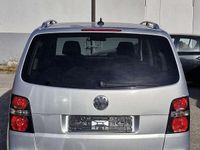 Gebraucht VW Touran Freestyle 140 PS (102 kW) 2010 Reflexsilber metallic Van / Kleinbus