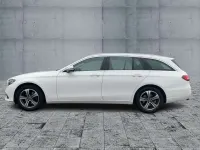 Gebraucht Mercedes E200 Avantgarde 150 PS (110 kW) 2019 Weiß Kombi
