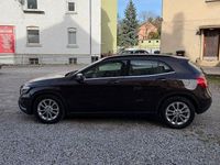 Gebraucht Mercedes GLA200 156 PS (114 kW) 2014 Braun SUV