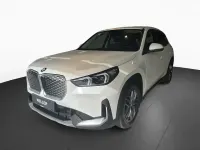 Gebraucht BMW iX1 Performance 230 kW (313 PS) 2024 Mineralweiß (weiß) SUV