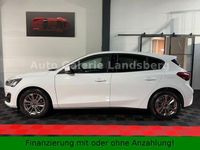 Gebraucht Ford Focus Titanium 125 PS (91 kW) 2023 Weiß Limousine