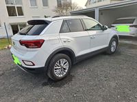 Gebraucht VW T-Roc Life 110 PS (80 kW) 2023 Weiß SUV