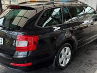 Gebraucht Skoda Octavia Elegance 105 PS (77 kW) 2014 Schwarz Kleinwagen