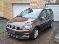 Gebraucht VW Touran 150 PS (110 kW) 2015 Braun Van / Kleinbus