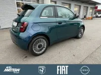 Neu Fiat 500 48 PS (35 kW) 2026 Grün Limousine