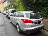 Gebraucht Ford Focus Trend 101 PS (74 kW) 2017 Silber Limousine