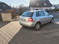 Gebraucht Audi A3 Attraction 102 PS (75 kW) 2001 Silber Kleinwagen
