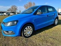 Gebraucht VW Polo Trendline 75 PS (55 kW) 2015 Blau Limousine