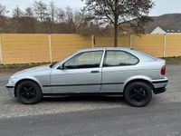 Gebraucht BMW 316 102 PS (75 kW) 1997 Silber Limousine