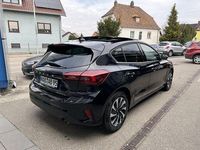 Gebraucht Ford Focus Titanium 155 PS (114 kW) 2025 Schwarz Limousine
