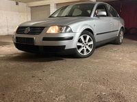 Gebraucht VW Passat 102 PS (75 kW) 2002 Silber Limousine