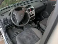 Używany Opel Corsa 60 KM (44 kW) 2003 Srebrny Hatchback