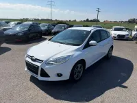 Gebraucht Ford Focus SYNC Edition 176 PS (129 kW) 2013 Frozen white Limousine