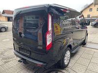 Gebraucht Ford Tourneo Titanium 150 PS (110 kW) 2023 Obsidianschwarz metallic Van / Kleinbus