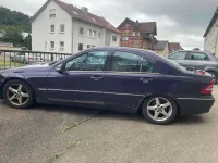 Gebraucht Mercedes C320 218 PS (160 kW) 2001 Violett Kombi